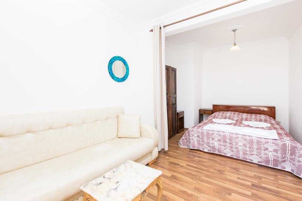 Zakkum Pansiyon Kaş Exterior foto