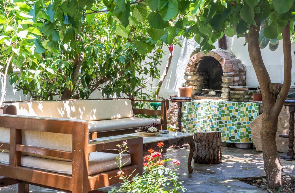 Zakkum Pansiyon Kaş Exterior foto